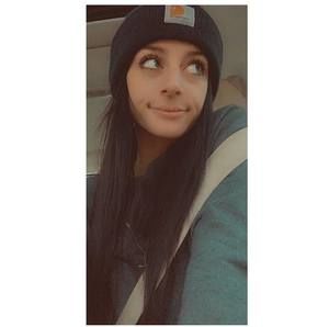 Meet your Posher, Vanessa